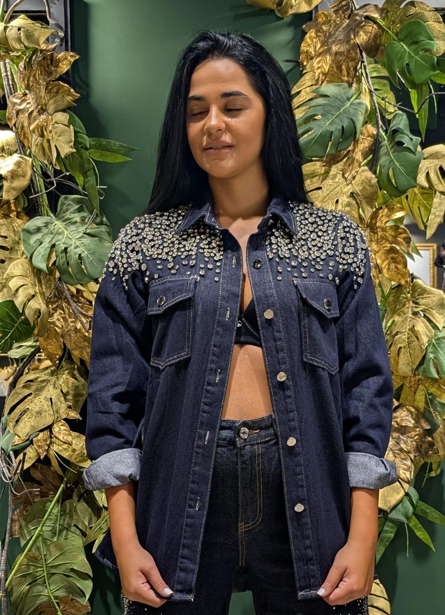 Camicia/ giacca jeans  lunga in vita , blu scuro con brillanti alle spalle